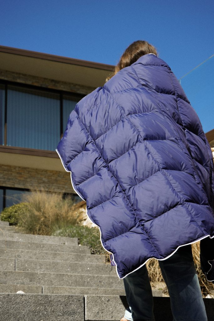 COUETTE NOMADE 2 EN 1 EVASION ESCALE1